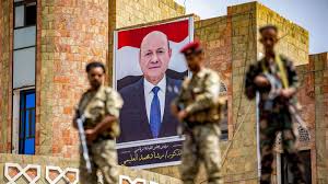 العرب اللندنية : فوضى إعلامية في معسكر الشرعية اليمنية