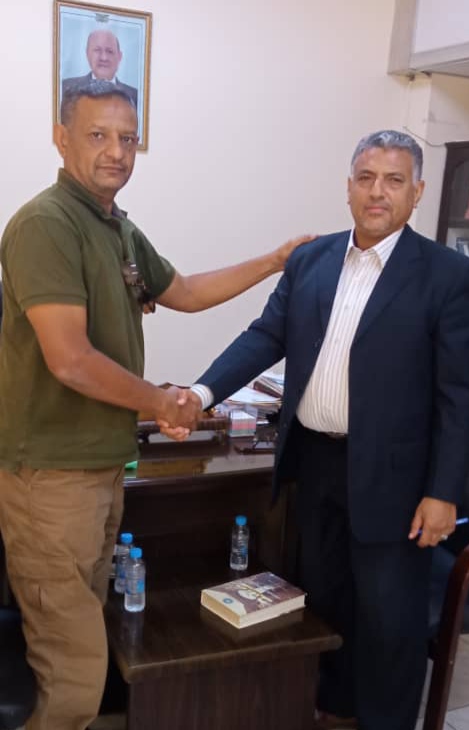 نائب محافظ عدن يلتقي المؤرخ العدني بلال غلام