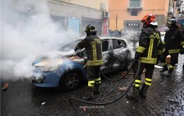 إصابات وحرائق في اشتباكات جماهير فرانكفورت ونابولي