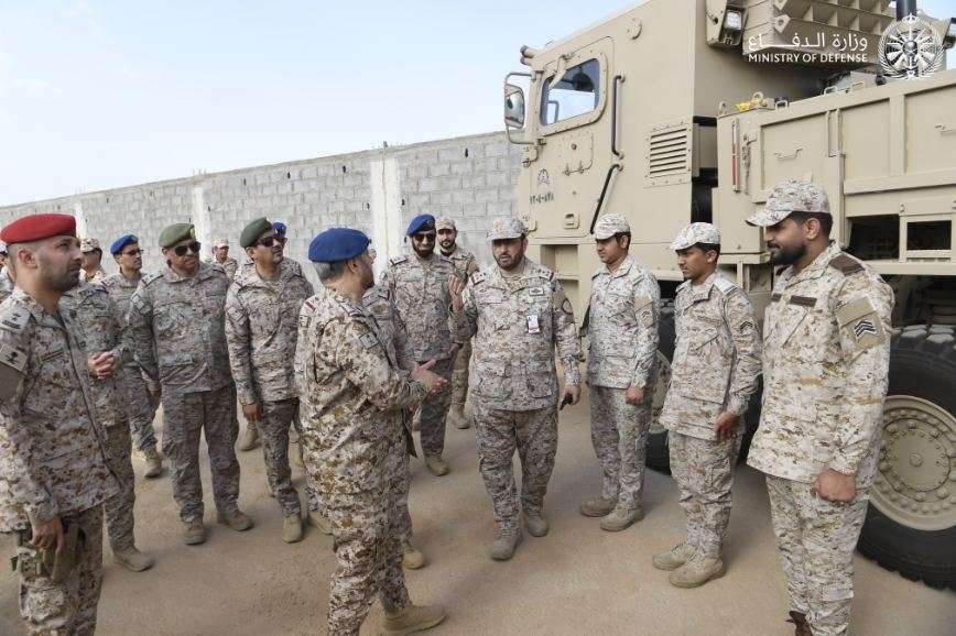السعودية تتحرك عسكرياً على الحدود مع اليمن وتنشر صواريخ كورية