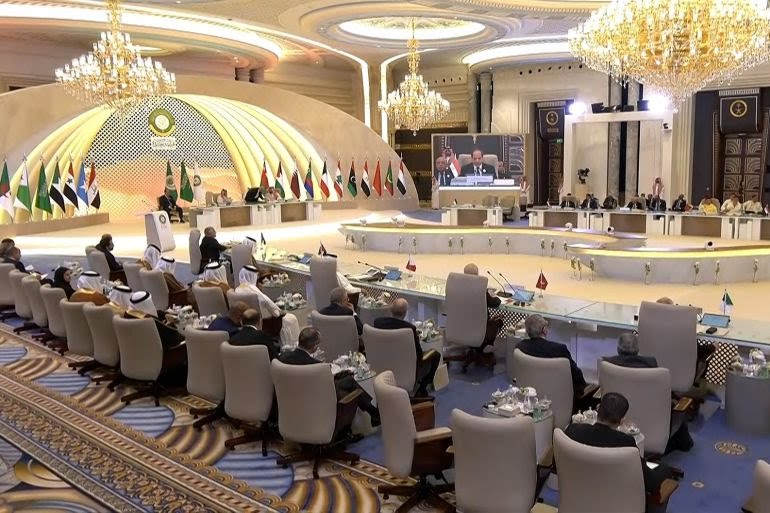 القمة العربية الـ32 تختتم أعمالها بالموافقة على 