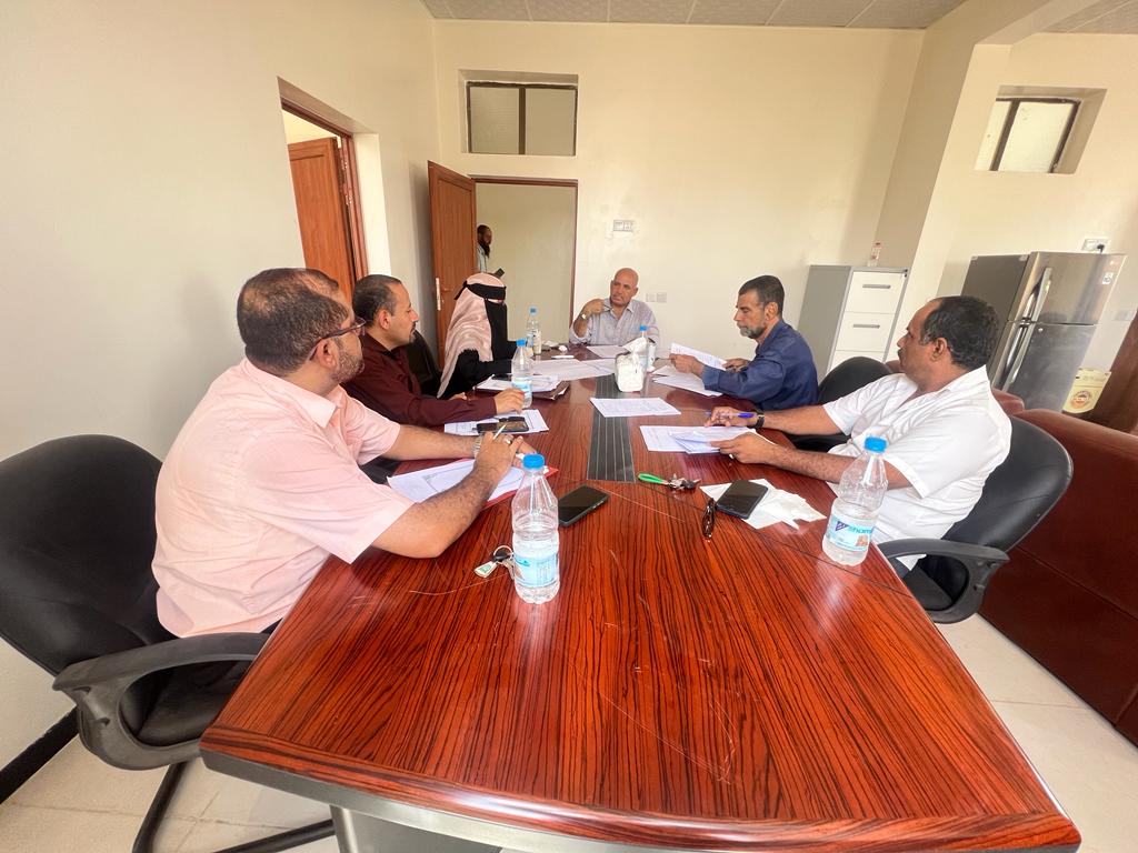 مجلس الدراسات العليا بجامعة لحج يقر لائحتي المجلة العلمية وجائزة جامعة لحج للبحث العلمي