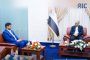رئيس مجلس القيادة الرئاسي يستقبل في عدن وفداً عسكرياً مصرياً رفيع المستوى