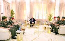 الزُبيدي يبحث مع الوفد العسكري المصري سُبل التعاون والتنسيق المشترك
