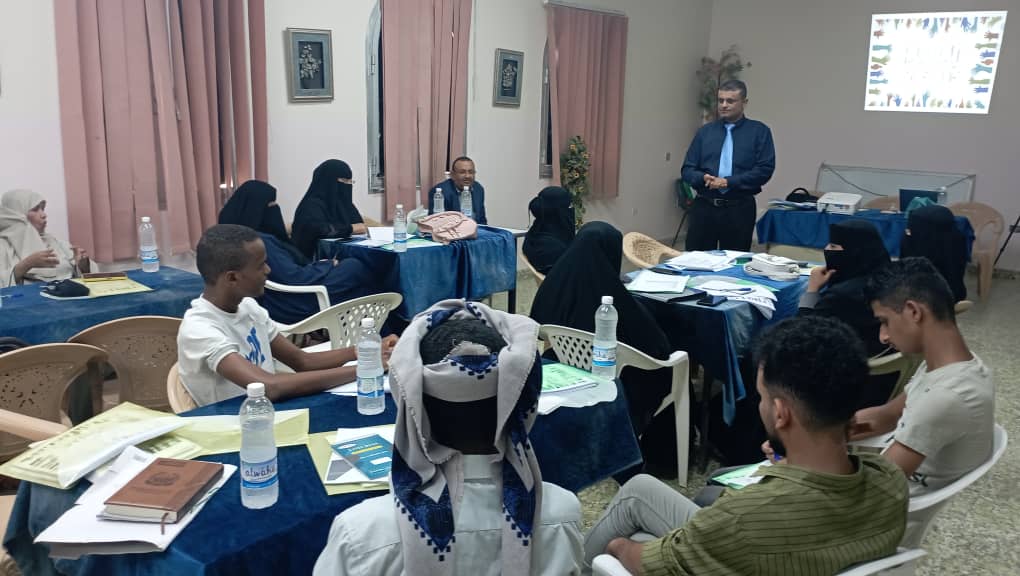 لحج .. دورة تدريبية للحقوقيين في مجال رصد وتوثيق جرائم وانتهاكات حقوق الانسان