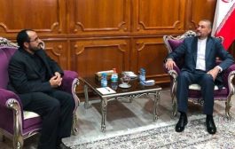 مسقط .. وزير خارجية إيران يبحث مع وفد الحوثي مستجدات الأوضاع في اليمن