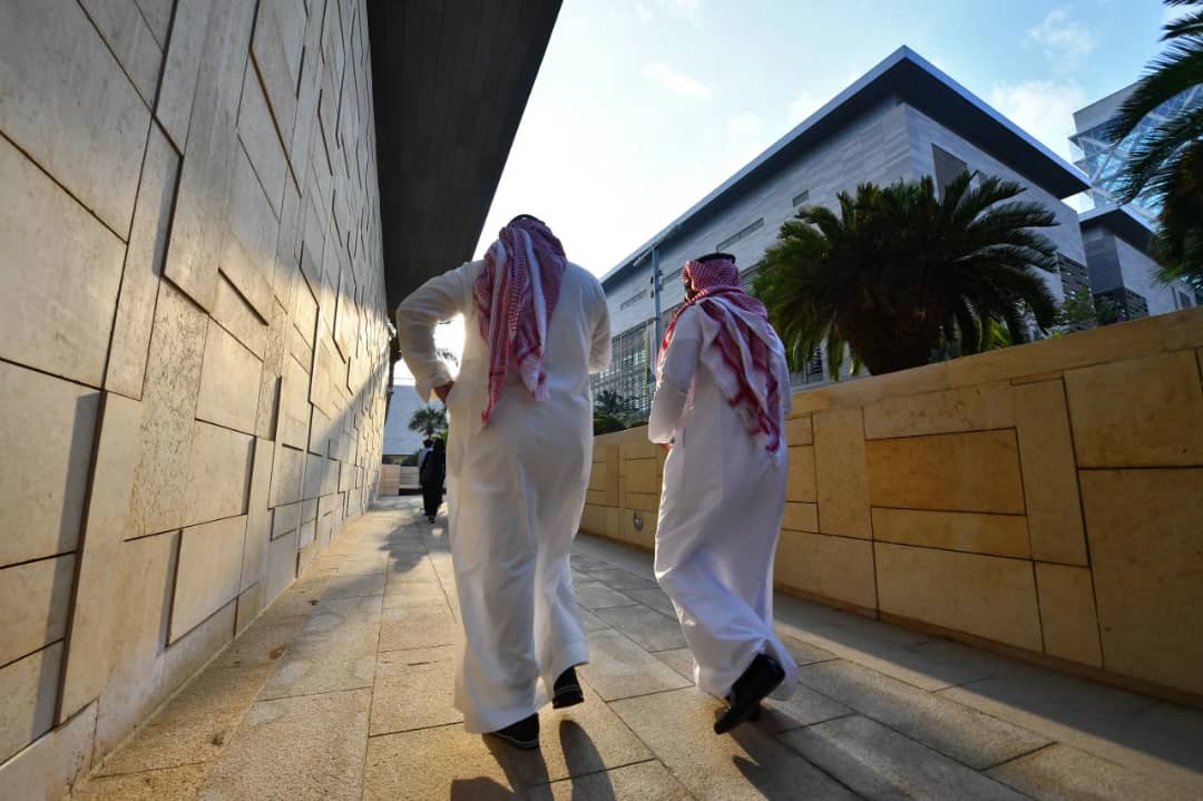 السعودية تغير كتبها المدرسية بهدوء.. هل يمكن أن يؤدي ذلك إلى قبول إسرائيل؟