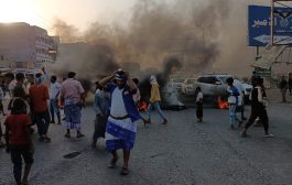 احتجاج وقطع طرقات بمنطقة صبر بمحافظة لحج