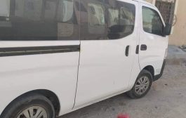 معهد العلوم الصحية بالمهرة يتسلم حافلة نقل بدعم من السلطة المحلية في المحافظة