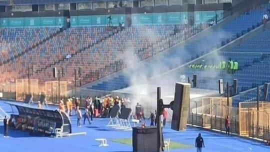 حريق في ملعب القاهرة الدولي قبيل انطلاق لقاء الأهلي والزمالك