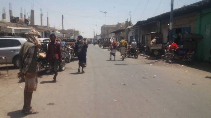 قتلى ومصابين في اشتباكات مسلحة في مديرية بمحافظة أبين
