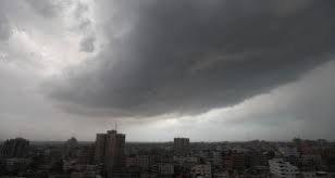 توقعات بأمطار متفاوتة الشدة على 12 محافظة يمنية خلال الساعات القادمة