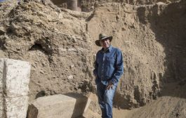عالم آثار مصري : الأمريكيون اشتكوني للرئيس السيسي بسبب قصة بناء الأهرامات