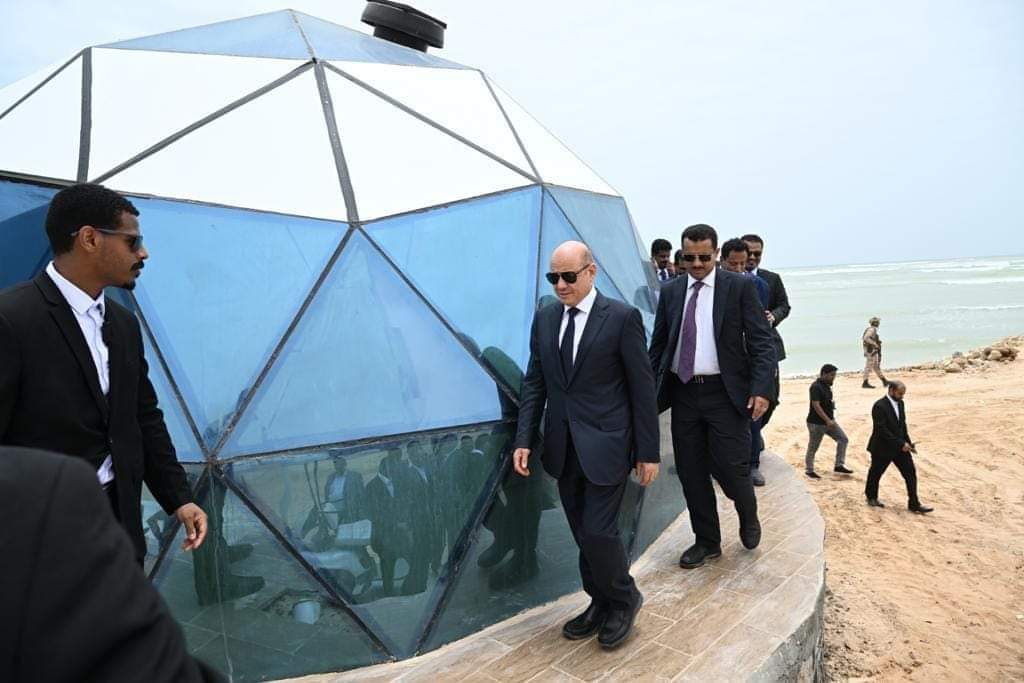 الرئيس العليمي يفتتح المرحلة الاولى من مشروع مدينة المارينا السياحية والسكنية