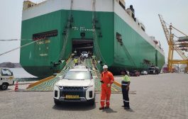 تفريغ أكثر من 1000 سيارة متنوعة في ميناء عدن خلال وقت قياسي
