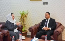 وزير النقل يبحث الممثل المقيم لبرنامج (UNDP) في اليمن توقيع إتفاقية التأمين البحري للموانئ المحررة