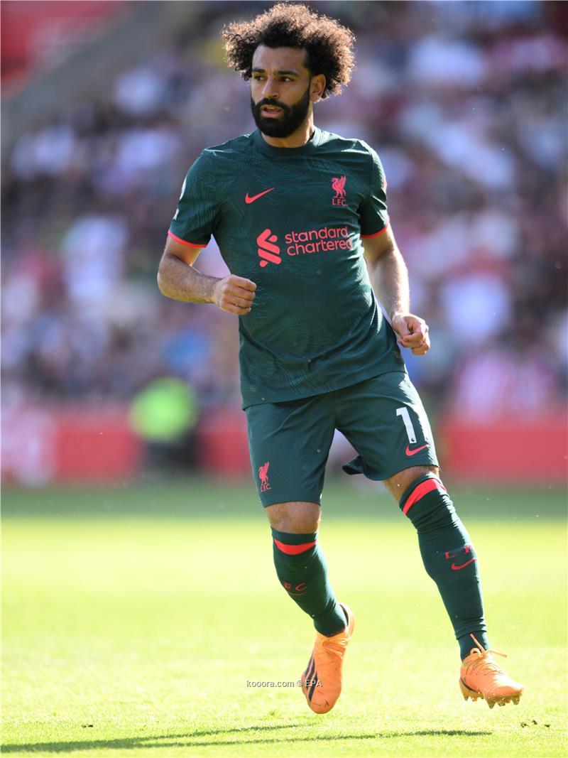 ليفربول يصارع برشلونة على بديل صلاح