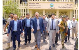 الرئيس الزبيدي ينفذ زيارة تفقدية إلى وزارة الزراعة والري والثروة السمكية