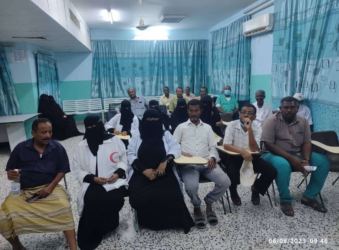 موظفي مستشفى الرازي بابين ينفذون وقفة احتجاجية ..ومطالبة بمحاسبة المحرضين ضد المستشفى