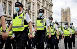 ماذا يجري في بريطانيا ؟ .. شرطة لندن تعلن التمرد وترفض حمل السلاح