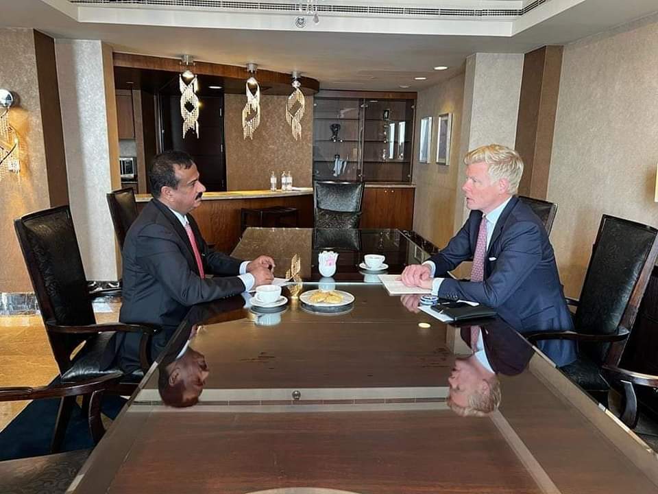 محافظ شبوة يلتقي مبعوث الأمين العام للأمم المتحدة إلى اليمن