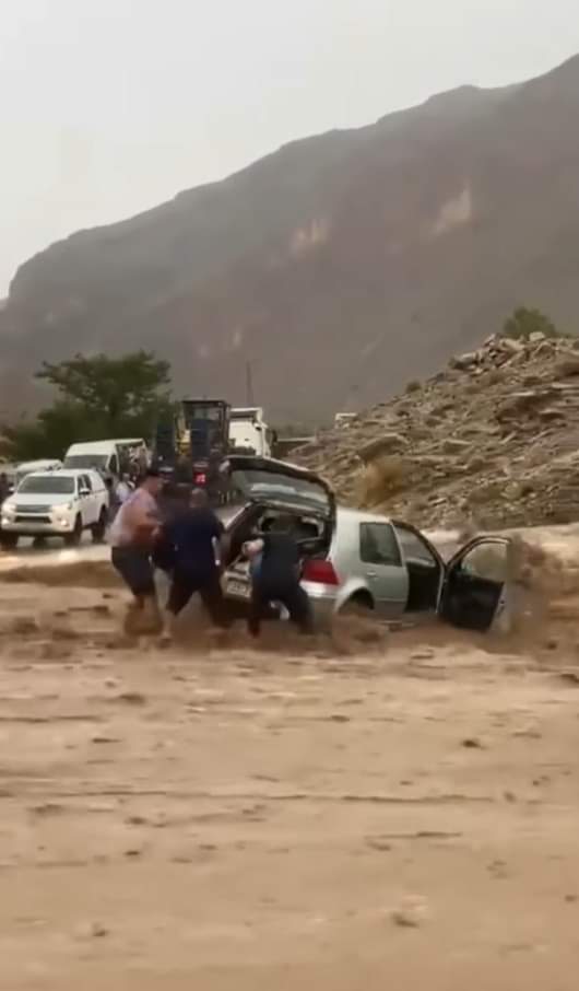 بعد الزلزال المدمر.. سيول عارمة في المغرب