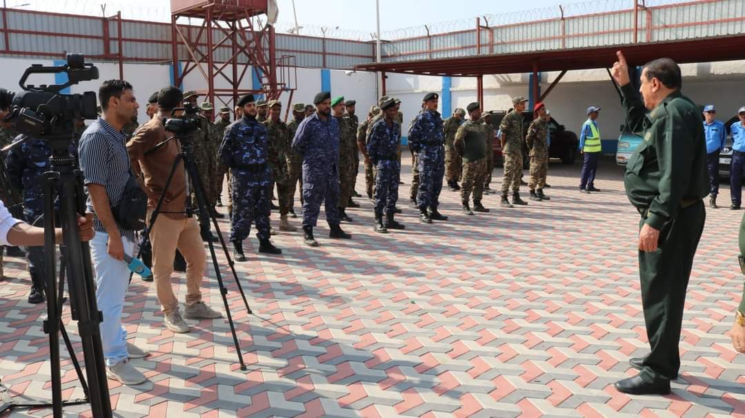 مدير أمن العاصمة عدن يعيد افتتاح مركز شرطة البريقة