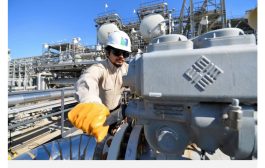 تمديد خفض إنتاج النفط يهدد اقتصاد السعودية بالانكماش