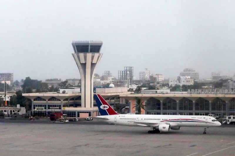 مفاوضات لتحويل طائرة اليمنية المهجورة إلى مطعم سياحي في ساحل أبين