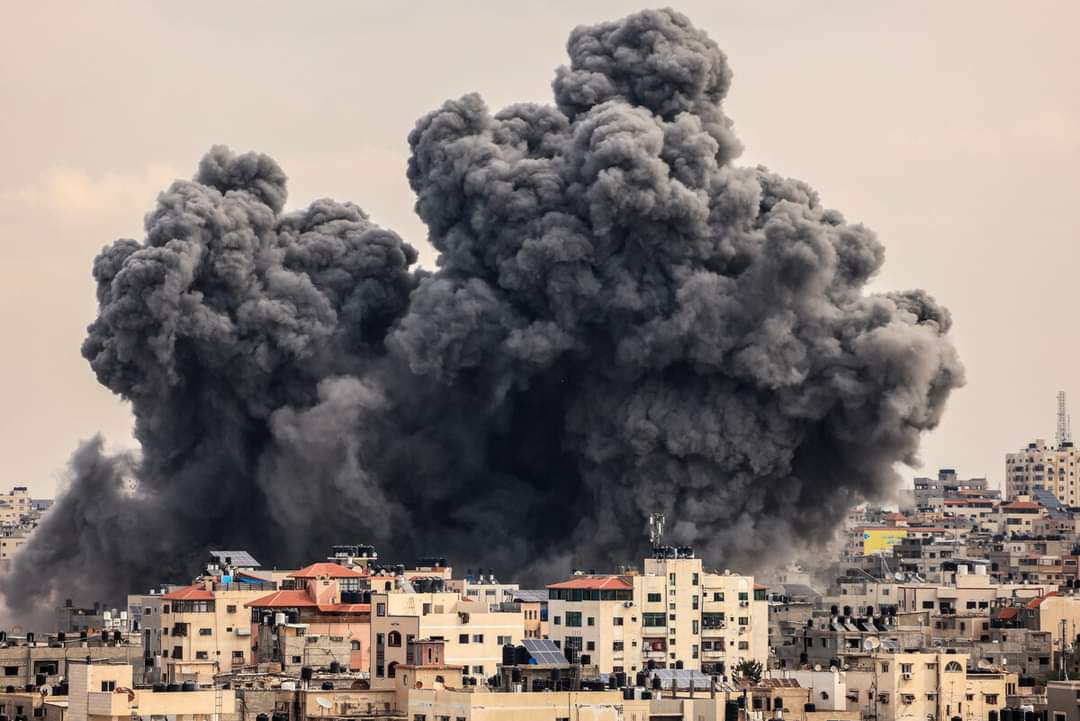 عاجل .. قصف جنوني على قطاع غزة .. وجبهة لبنان تدخل بالصراع
