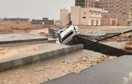 شاهد بالصور ما خلفه إعصار 