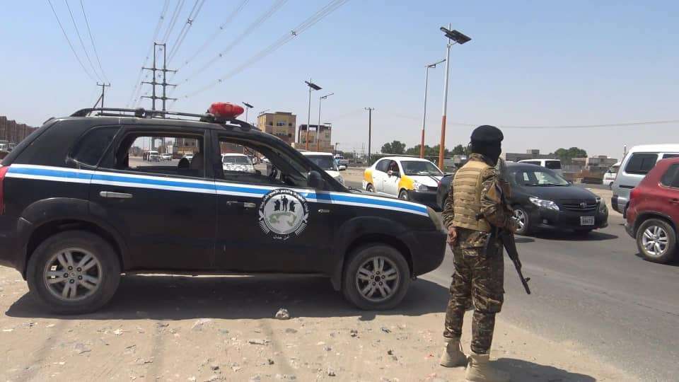 قوات الطوارئ بأمن عدن تنفذ منع التجول بالسلاح والمركبات المجهولة