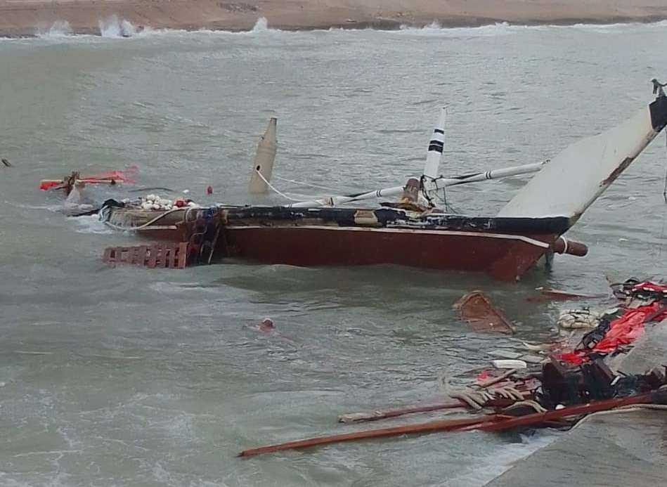 سقطرى : غرق سفن وإصابات وتضرر منازل.. إعصار تيج يخلف أضرار كبيرة