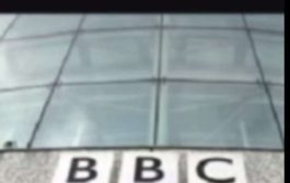 تعرف على السبب .. 12 إعلامياً بقناة الـBBC يقدمون إستقالتهم