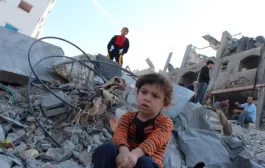 نتفرّق حتى لا نموت جميعًا: فلسطينيون تحت القصف
