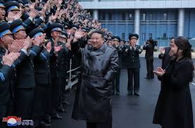 زعيم كوريا الشمالية يحتفل بـعصر جديد من القوة الفضائية 