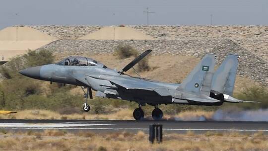 تحطم طائرة سعودية  مقاتلة أثناء مهمة تدريبية في الظهران