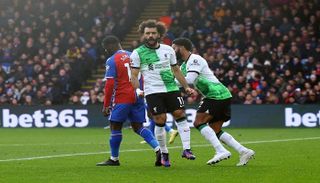 محمد صلاح «طبيب نفسي» في ليفربول.. ماذا قال عن إنجازه القياسي؟