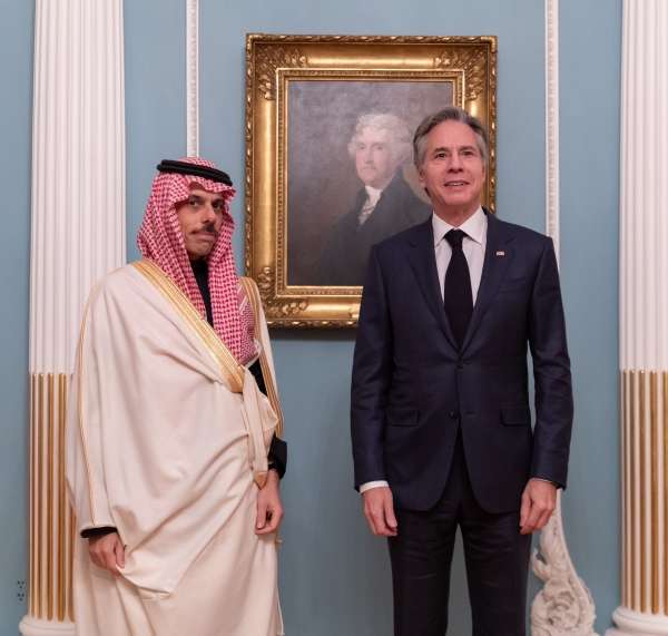 مباحثات أميركية سعودية لإنهاء الحرب في اليمن