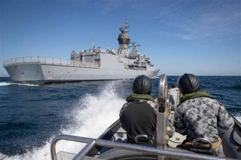 وزارة الدفاع الأمريكية تعلن أول تحرك عسكري مباشر على هجمات الحوثيين في البحر الأحمر