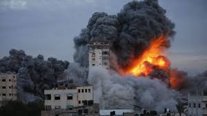 إسرائيل توسّع حربها في غزة ... وتهاجم جنوب القطاع