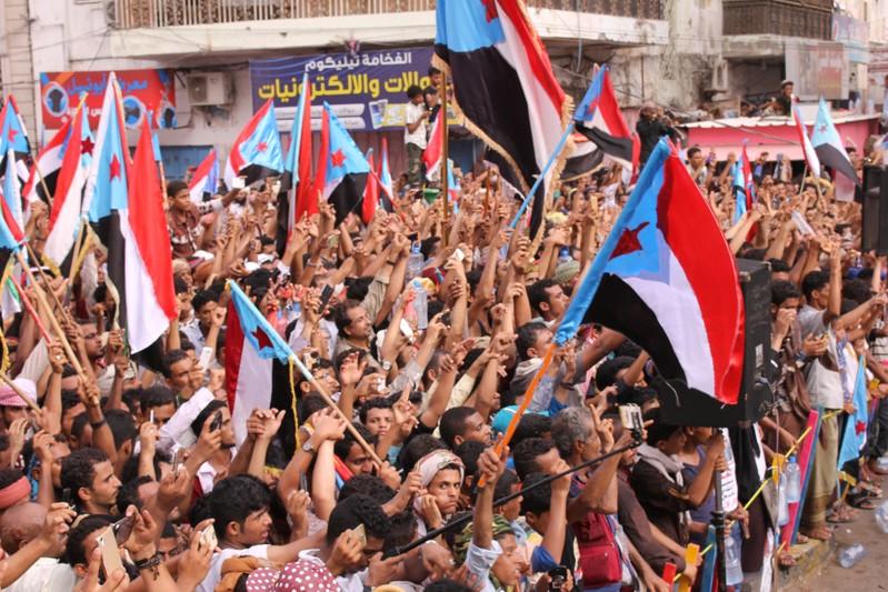 ‏هل ترد أمريكا على هجمات الحوثيين البحرية بتشجيع انفصال جنوب اليمن؟