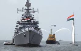 البحرية الهندية تنشر 3 سفن مزودة بصواريخ موجهة في بحر العرب 
