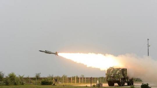 اسرائيل تترقب اختبار مصر لصاروخ هندي 