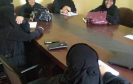 اتحاد نساء لحج يعقد اجتماع مع مسؤولة دائرة التدريب والمشاريع لاتحاد نساء اليمن