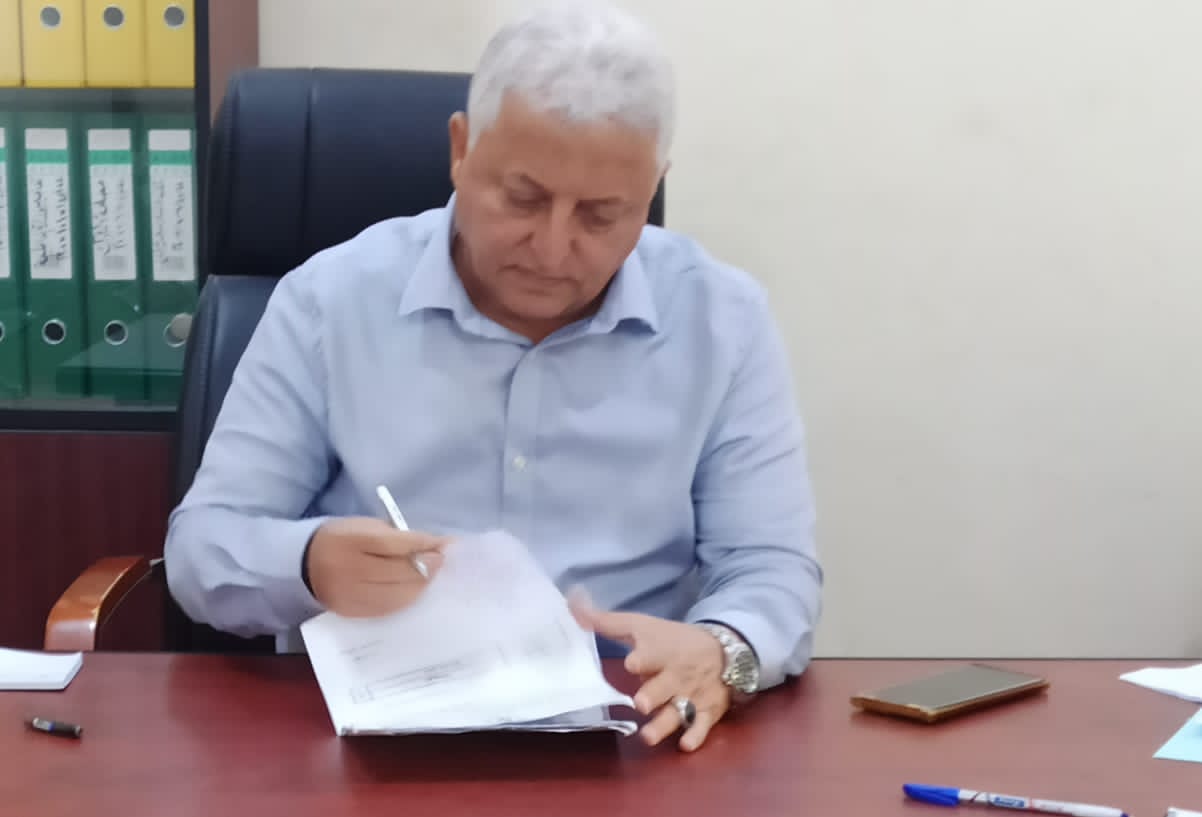 مدير إدارة سير بعدن .. يدعو إلى سرعة ترقيم السيارات الجديدة والاستفادة من التخفيضات الجمركية