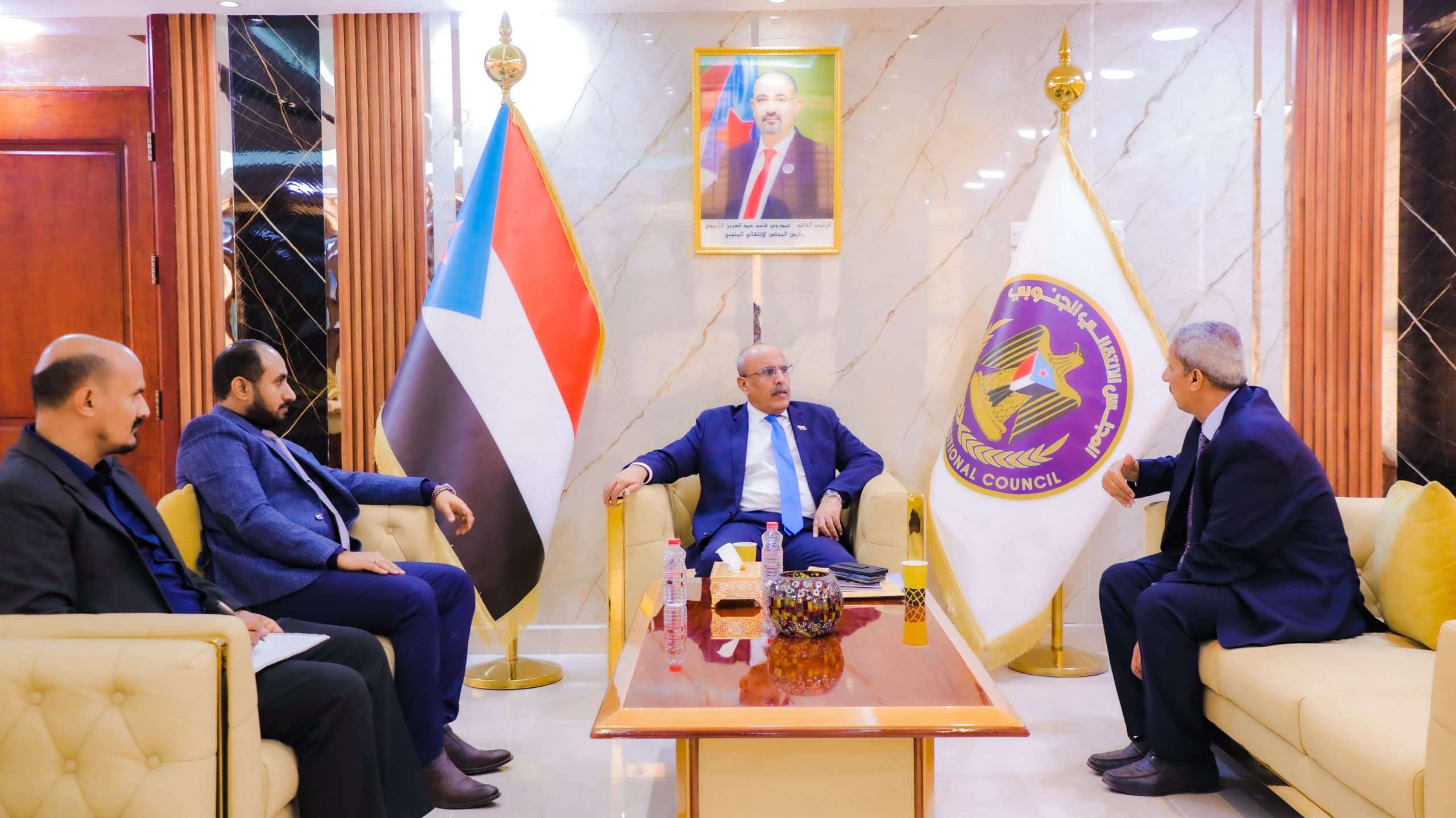 الكثيري ..  يشدد على أهمية التوافق والتنسيق بين السلطة المحلية بلحج وتنفيذية انتقالي المحافظة