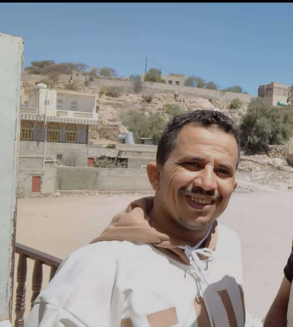 مسلحون يقتلون طبيبا في محافظة الضالع