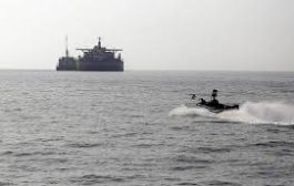 البحرية البريطانية تعلن عن حدث أمني جديد تجاه سفينة تجارية بالقرب من ميناء المخا 