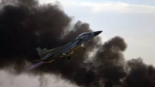 طيار إسرائيلي يكشف تفاصيل إسقاطه طائرة مدنية عربية في منطقة سيناء